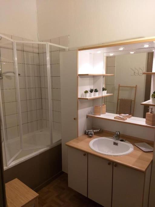 דינאן Appartement The View מראה חיצוני תמונה